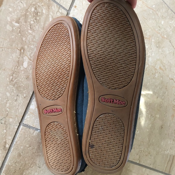 *SOLD* SoftMoc blue suede moccasins with white detail stitching - Picture 8 of 9
